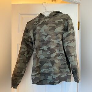 Lululemon camouflage sweatshirt